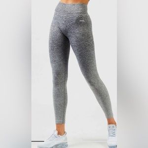 AYBL Women's Size XS Gray Pulse Ombre Seamless Leggings